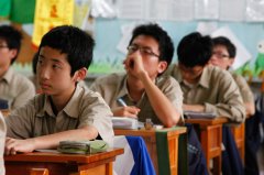 刷视频、打车、点外卖……为什么在互联网平台上总被强塞借贷信息？